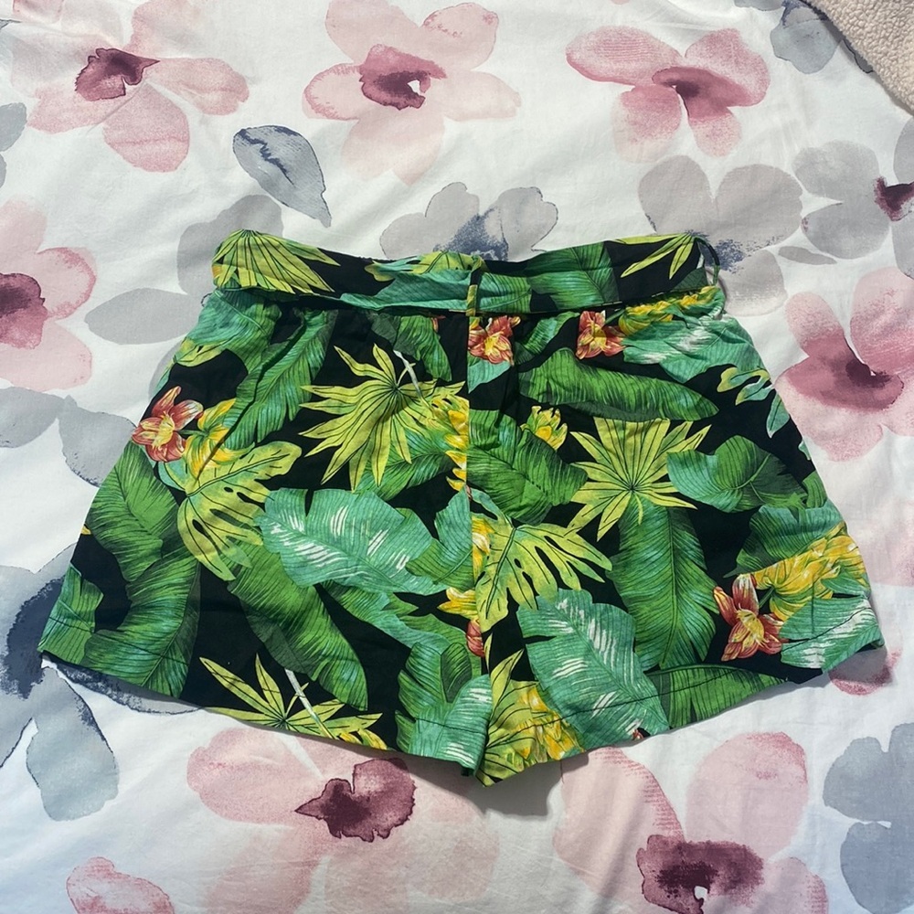 Nicole Miller Tropical Linen Blend Boho Beachy Novelty Coastal Shorts Size Small - Picture 4 of 5